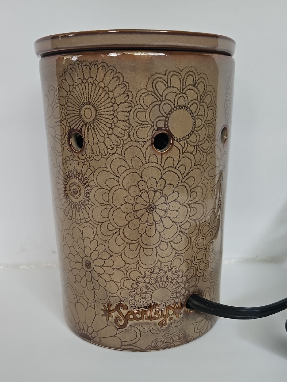 Scentsy "Henna" Ceramic Wax Warmer